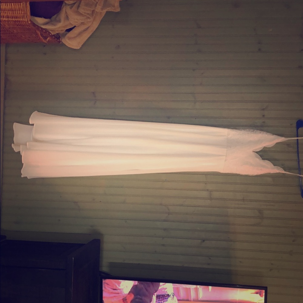 Wedding dress